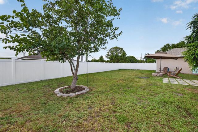 3744 SW Jamros Street, Port St. Lucie, FL 34953