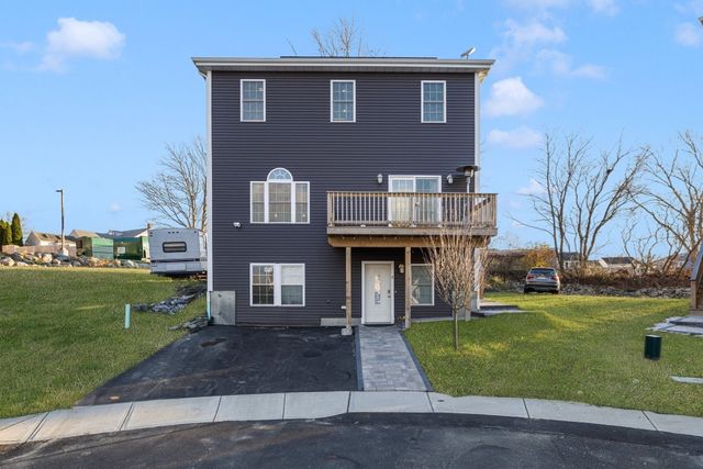 5 Vista Way, Fall River, MA 02724