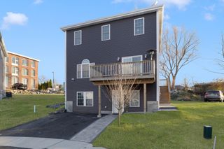 5 Vista Way, Fall River, MA 02724
