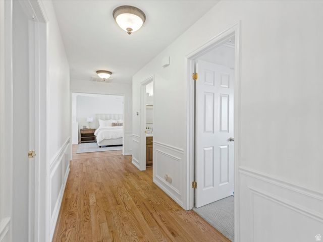 8318 S RIDGE POINT RD, Sandy, UT 84093