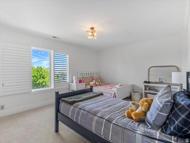 8318 S RIDGE POINT RD, Sandy, UT 84093