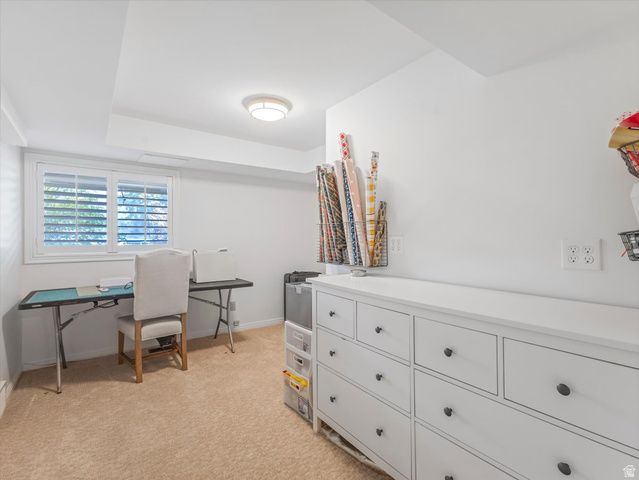 8318 S RIDGE POINT RD, Sandy, UT 84093