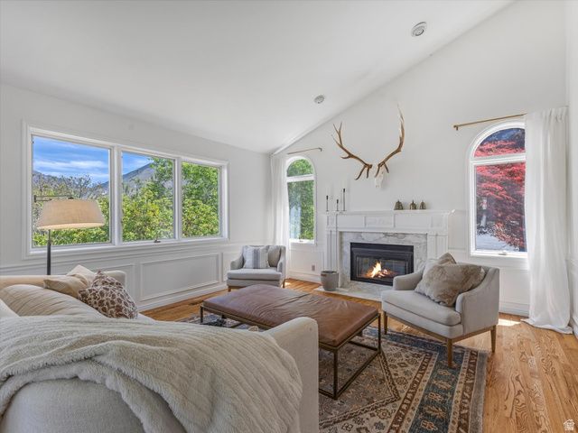 8318 S RIDGE POINT RD, Sandy, UT 84093