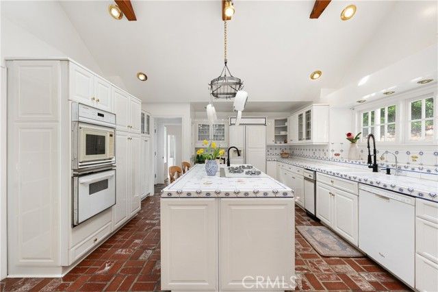 4650 Encino Avenue, Encino (los Angeles), CA 91316