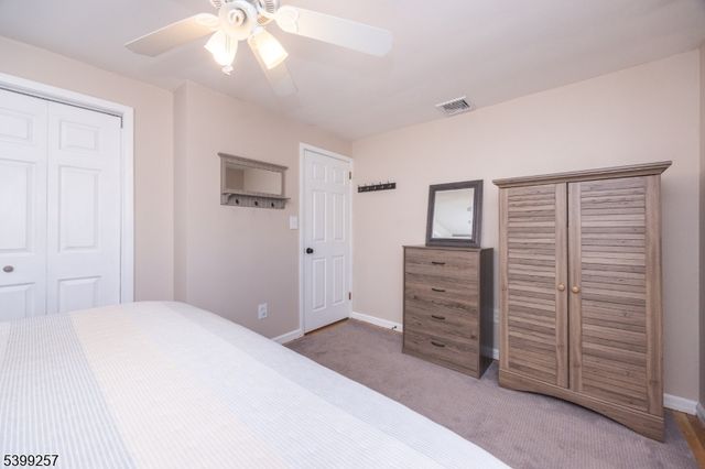 55 Robbins Rd, Branchburg Twp., NJ 08876