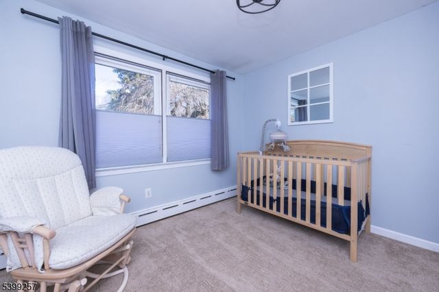 55 Robbins Rd, Branchburg Twp., NJ 08876