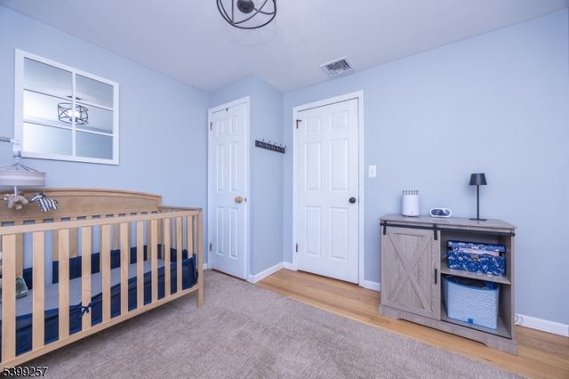 55 Robbins Rd, Branchburg Twp., NJ 08876