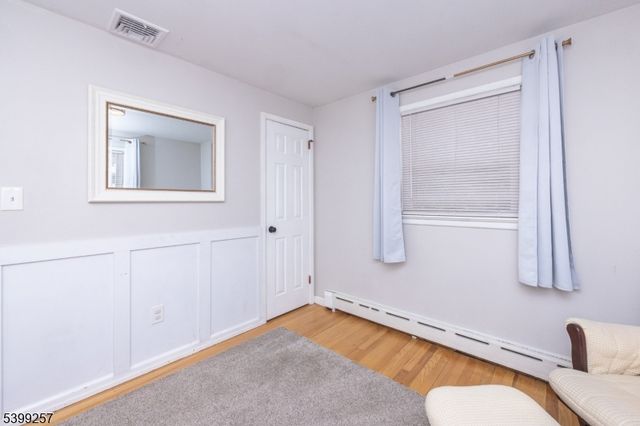 55 Robbins Rd, Branchburg Twp., NJ 08876