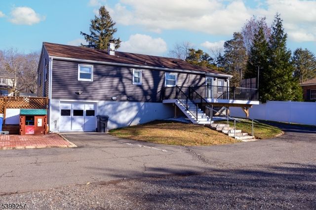 55 Robbins Rd, Branchburg Twp., NJ 08876