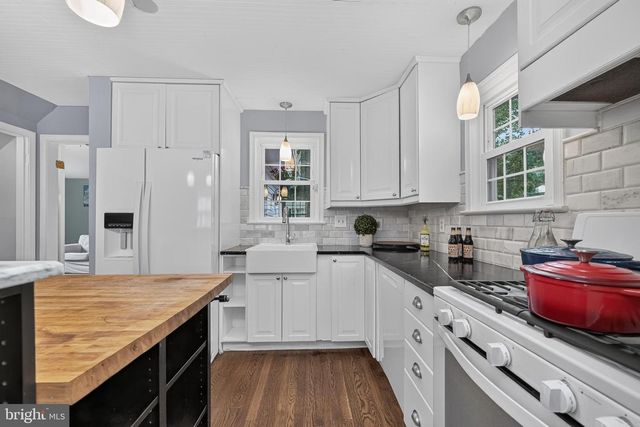 9908 DICKENS AVE, Bethesda, MD 20814