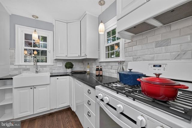 9908 DICKENS AVE, Bethesda, MD 20814