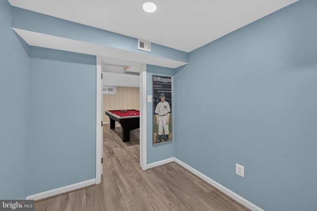 9908 DICKENS AVE, Bethesda, MD 20814