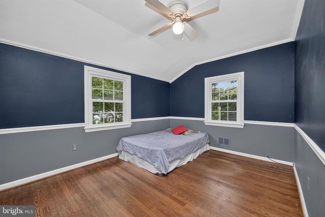 9908 DICKENS AVE, Bethesda, MD 20814