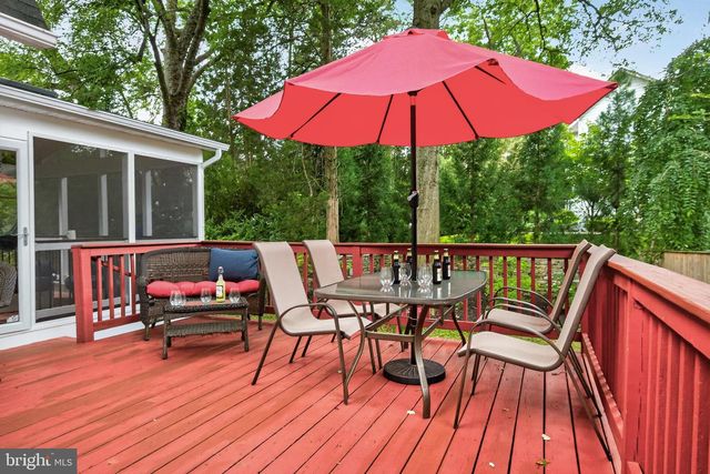 9908 DICKENS AVE, Bethesda, MD 20814