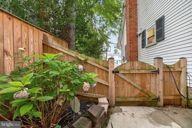9908 DICKENS AVE, Bethesda, MD 20814
