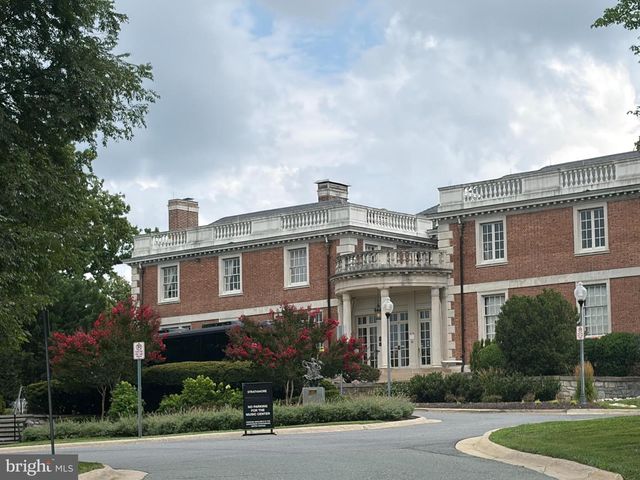 9908 DICKENS AVE, Bethesda, MD 20814