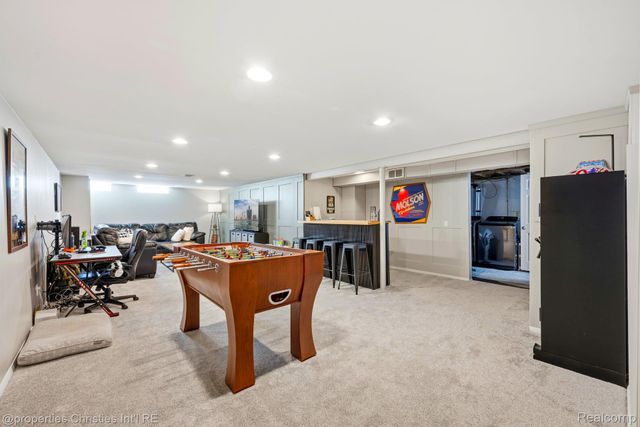 549 Provincetown Lane, Plymouth, MI 48170