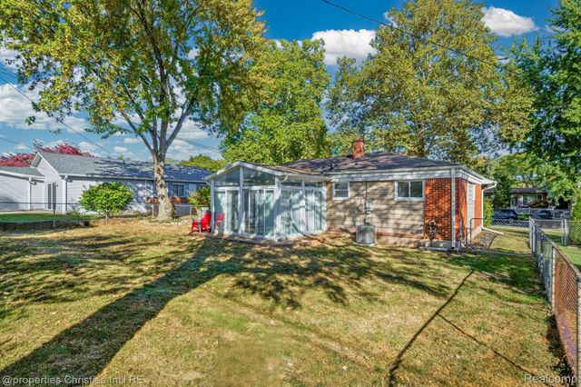 549 Provincetown Lane, Plymouth, MI 48170