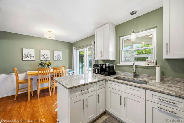549 Provincetown Lane, Plymouth, MI 48170