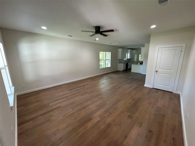 622 E Woodard Street, Denison, TX 75021