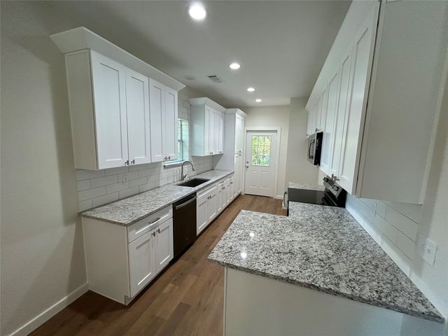 622 E Woodard Street, Denison, TX 75021