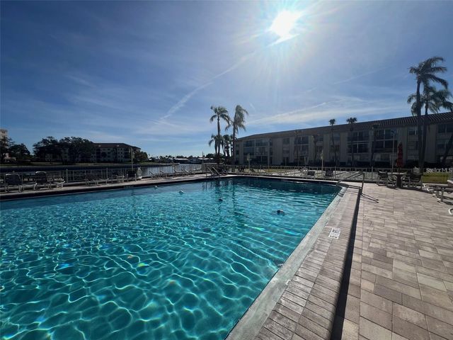 19029 US HIGHWAY 19 N 6-14, Clearwater, FL 33764