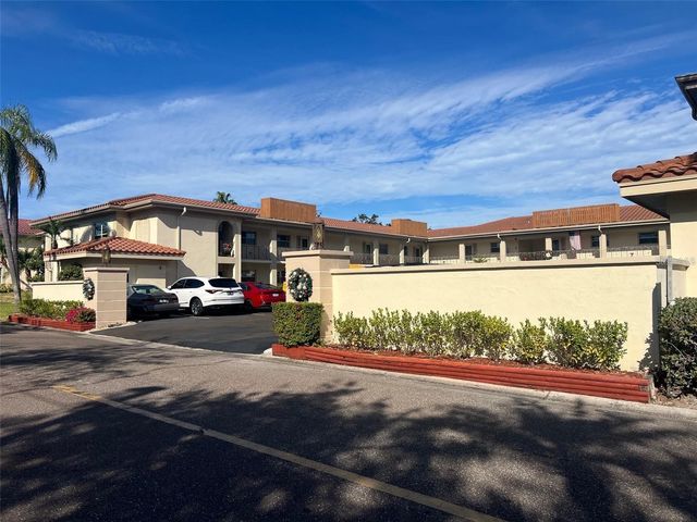 19029 US HIGHWAY 19 N 6-14, Clearwater, FL 33764