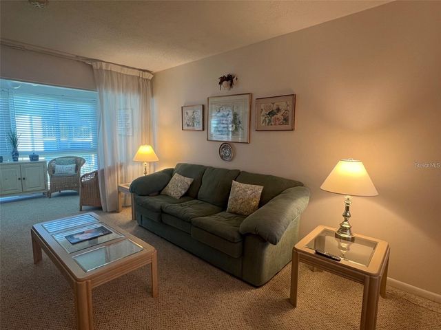 19029 US HIGHWAY 19 N 6-14, Clearwater, FL 33764