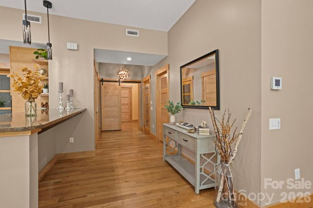 36 Ravenwood Drive, Fletcher, NC 28732