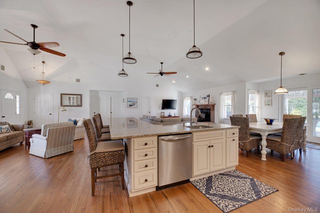 3045 Rocky Point Road, East Marion, NY 11939