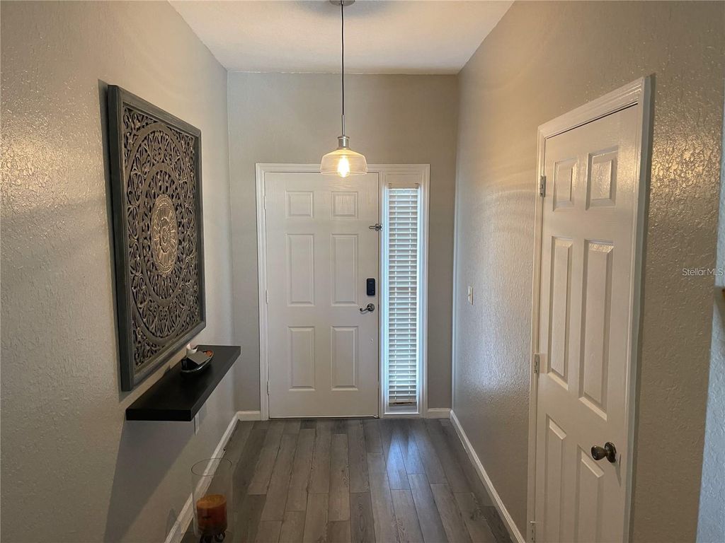 Image 2 of property listing at 3016 ASHLAND LANE S, Kissimmee, FL 34741