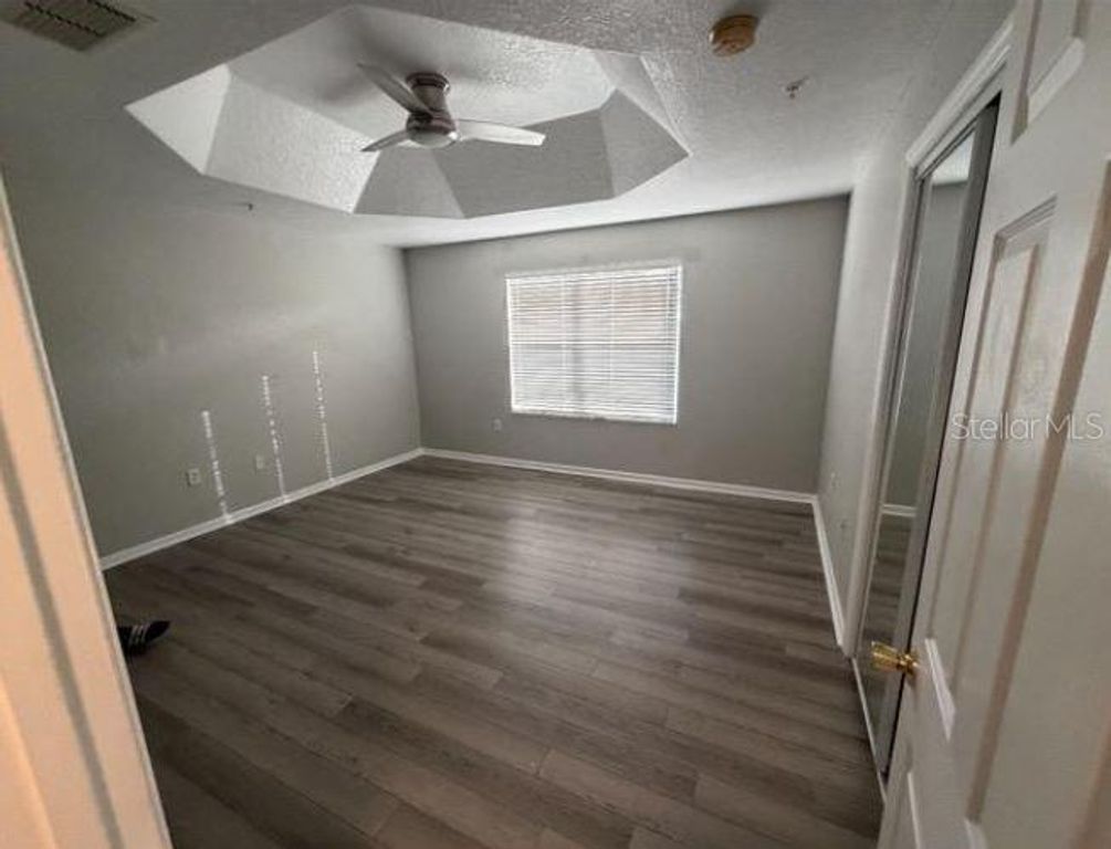 Image 9 of property listing at 3016 ASHLAND LANE S, Kissimmee, FL 34741