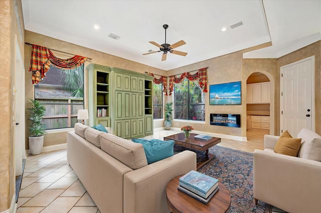 4522 Amble Oak Court, Houston, TX 77059