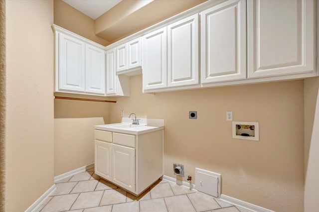 4522 Amble Oak Court, Houston, TX 77059