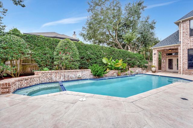 4522 Amble Oak Court, Houston, TX 77059