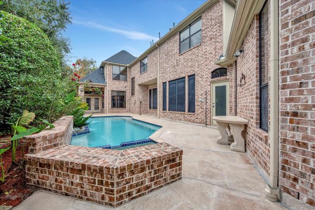 4522 Amble Oak Court, Houston, TX 77059