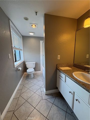 645 Balboa Avenue 2C, Glendale, CA 91206