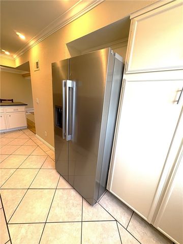 645 Balboa Avenue 2C, Glendale, CA 91206