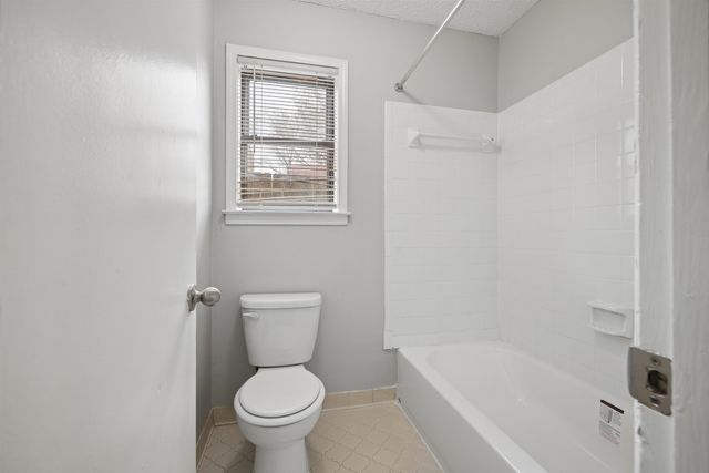 4328 W HUNTERS GLEN ST, Memphis, TN 38128