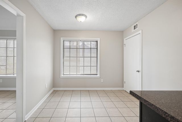 4328 W HUNTERS GLEN ST, Memphis, TN 38128