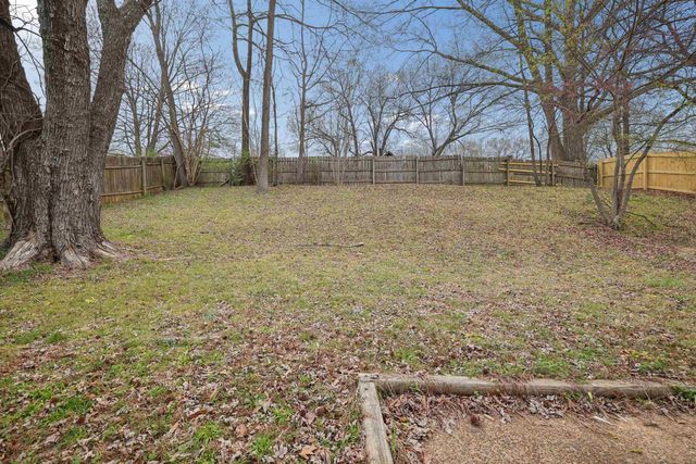 4328 W HUNTERS GLEN ST, Memphis, TN 38128