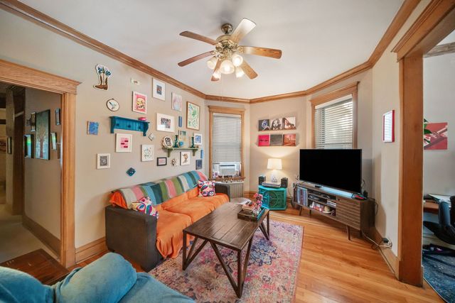 4150 N Ashland Avenue, Chicago, IL 60613