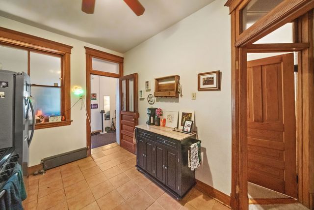 4150 N Ashland Avenue, Chicago, IL 60613