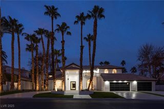 74 Innisbrook Avenue, Las Vegas, NV 89113