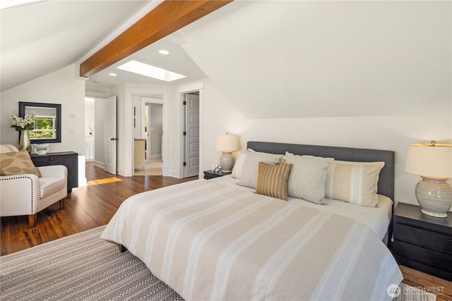 110 NE 59th Street, Seattle, WA 98105