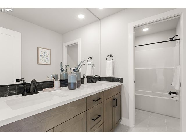 7331 Sw Frog Pond Ln, Wilsonville, OR 97070