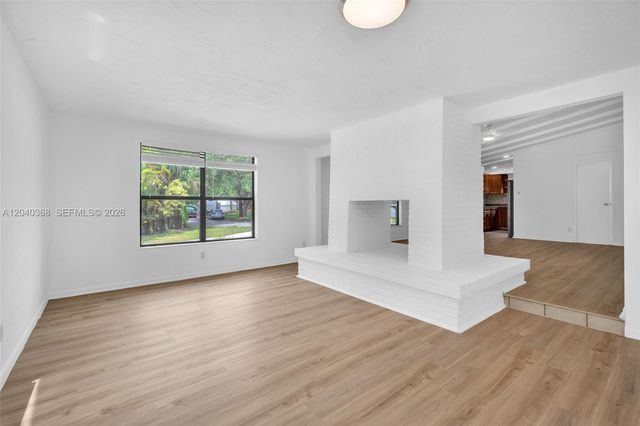 5096 SW 28th Terrace, Fort Lauderdale, FL 33312