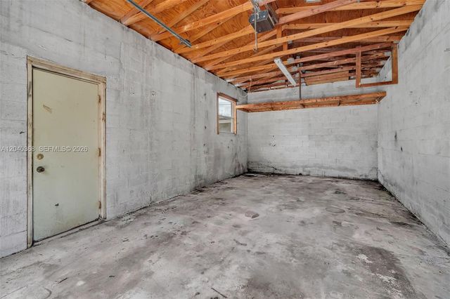 5096 SW 28th Terrace, Fort Lauderdale, FL 33312