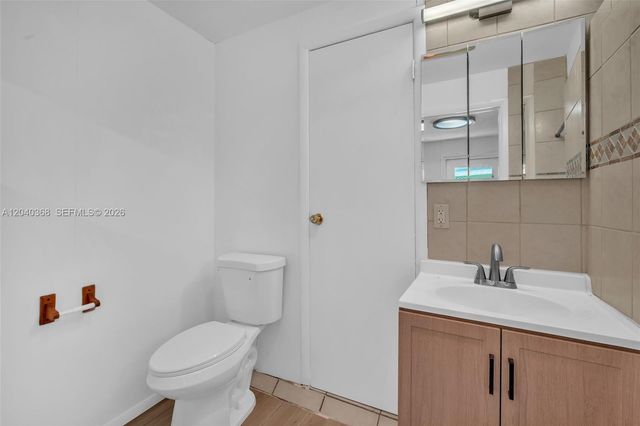 5096 SW 28th Terrace, Fort Lauderdale, FL 33312