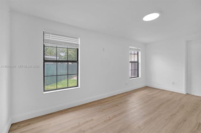 5096 SW 28th Terrace, Fort Lauderdale, FL 33312
